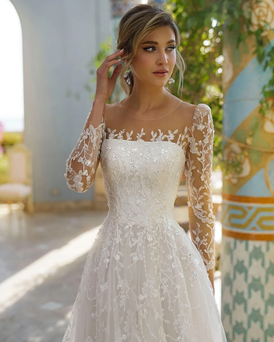 Elegant Illusion A-line Wedding Dress with Long Sleeves and Applique