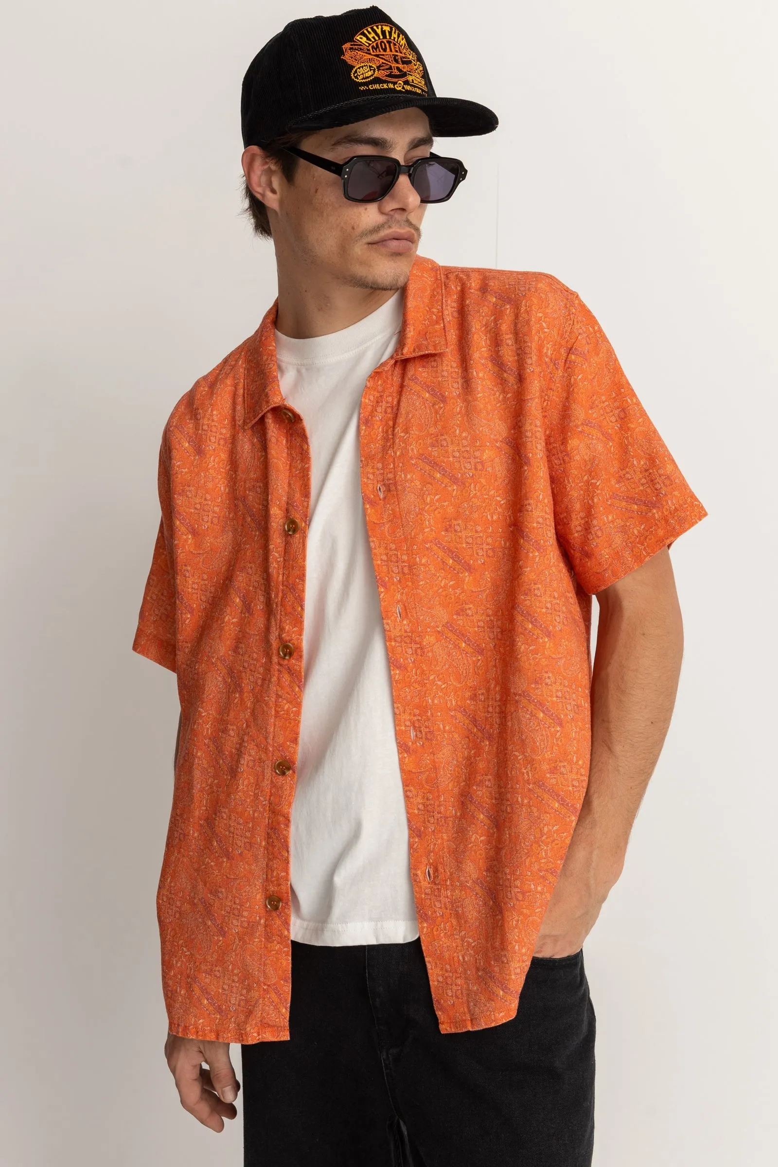 Ss Shirt Persimmon in Adia Paisley