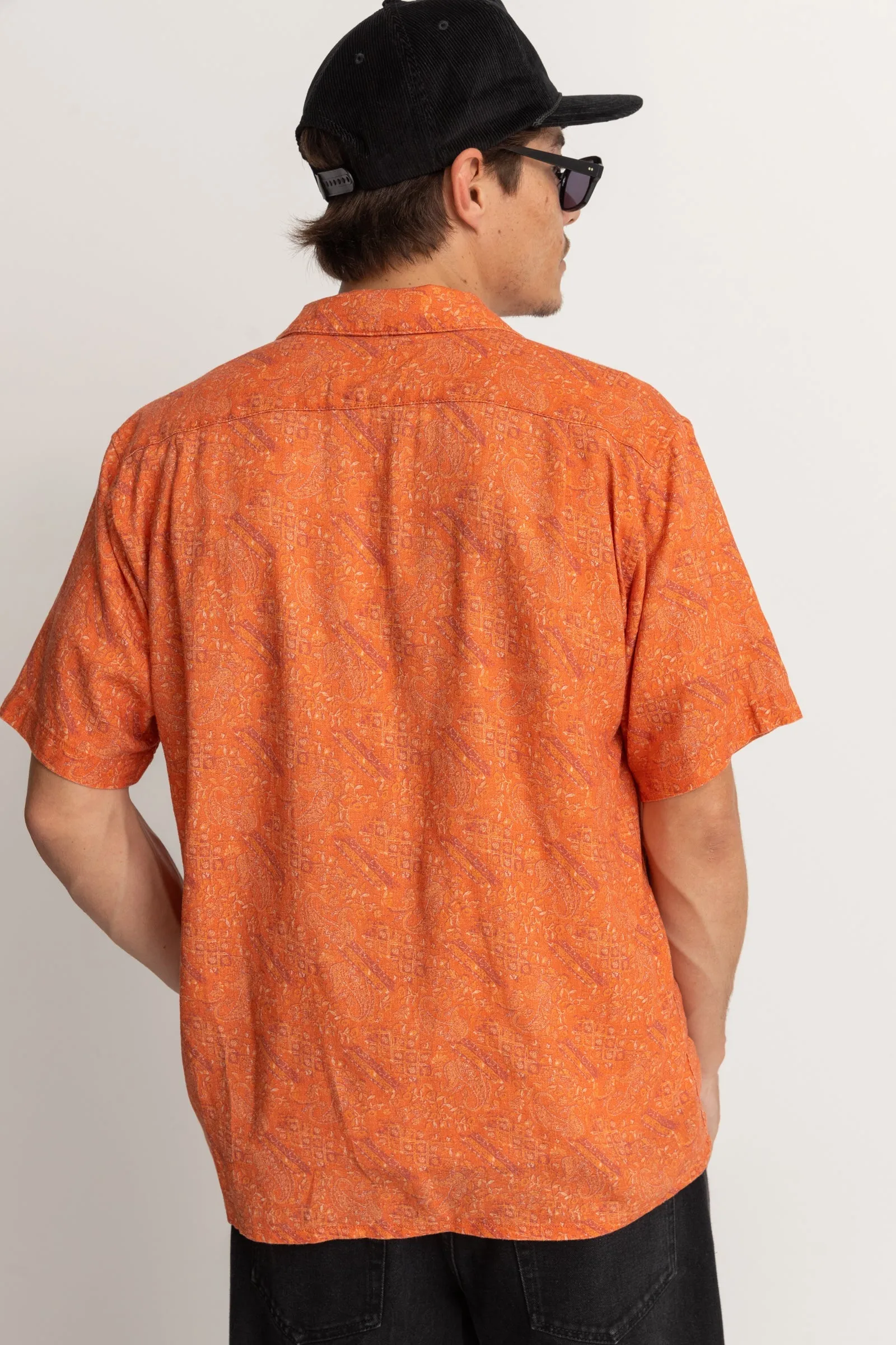 Ss Shirt Persimmon in Adia Paisley