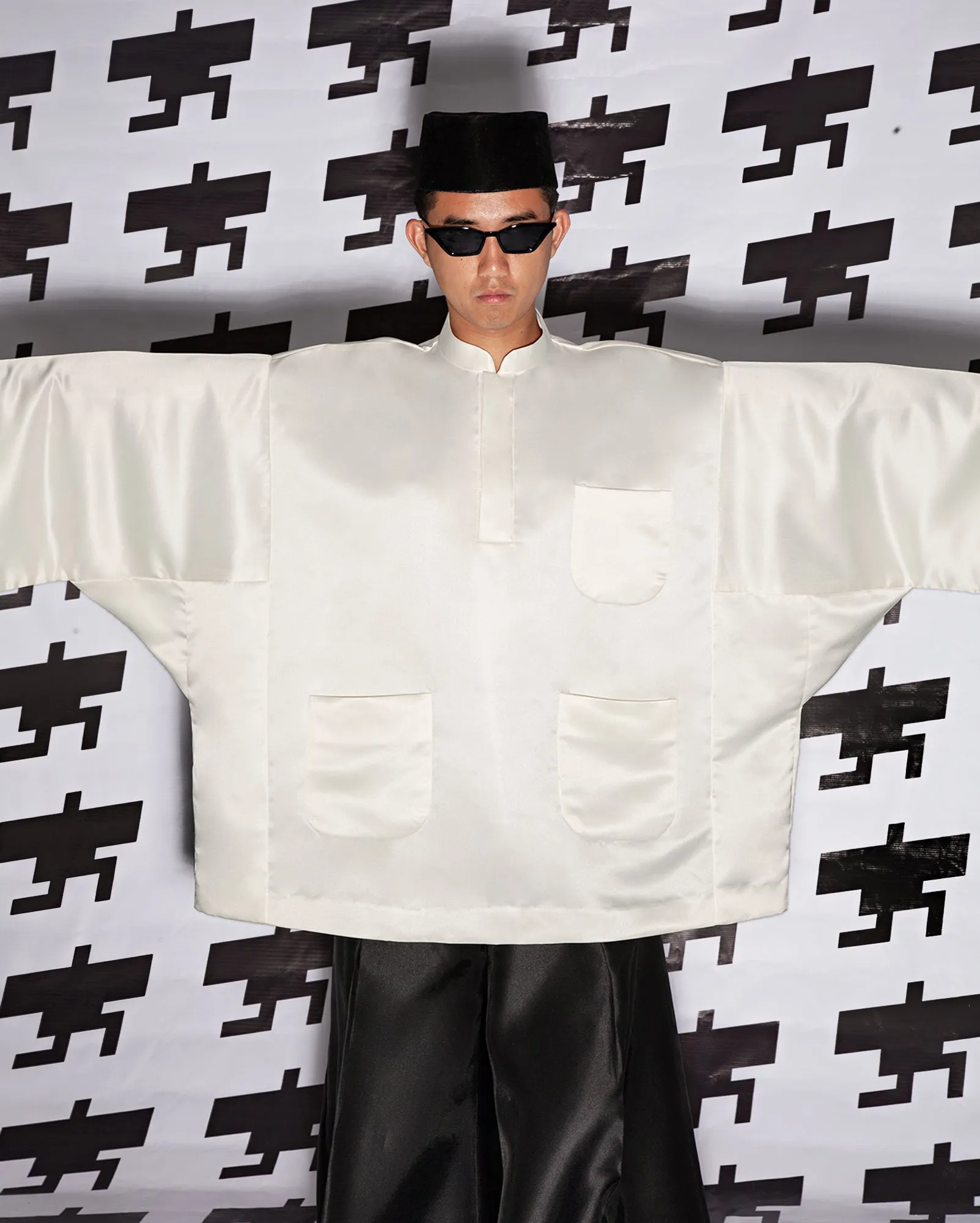 Classic Oversized Baju Melayu in Cream White